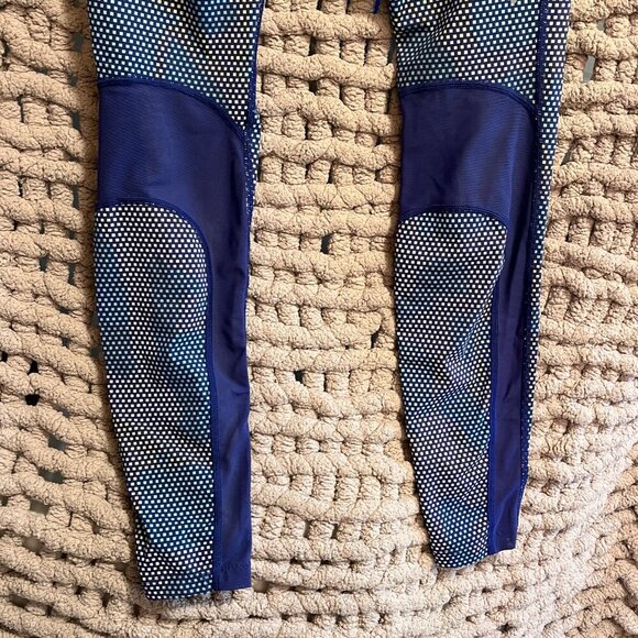 Nike Woman's Athletic Blue and White Polka Dot Dri - Fit Leggings - Size Small - Picture 10 of 12